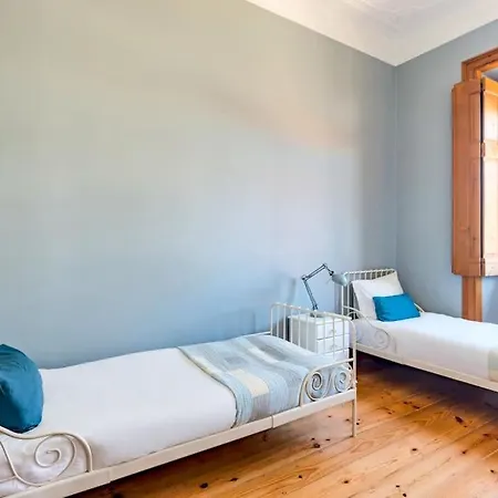Historical By The Sea Villa *