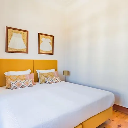 Historical By The Sea Villa *